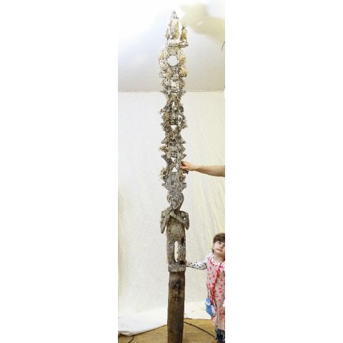 MF181 original AloAlo Grabstele der Mahafaly antik Hirte mit Zebu 250 cm ca. 1920