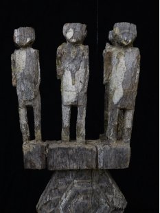 AL184 original AloAlo Grabstele der Mahafaly antik 4...