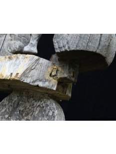 AL185 original AloAlo Grabstele der Mahafaly antik 2 M&auml;nner im Gespr&auml;ch 155 cm ca. 1925