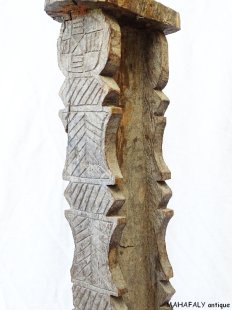 MF190 AloAlo Pfosten 1977 = 110 cm