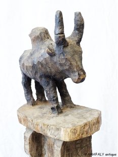 MF190 AloAlo Pfosten 1977 = 110 cm