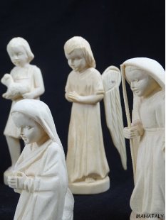 Krippe Europa 11 teilig wei&szlig;es Lianenholz 12 cm = Code M