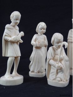 Krippe Europa 11 teilig wei&szlig;es Lianenholz 12 cm = Code M