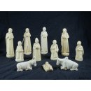 Krippe Gasy 11 teilig wei&szlig;es Lianenholz 15 cm = Code L