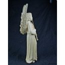 Skulptur Engel mit Violine wei&szlig;es Fanazava Holz 25 cm = Code K