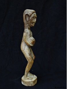 MF203 Vazimba Skulptur geb&auml;render Kobold 35 cm