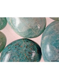 1 kg Handst&uuml;cken Handschmeichler Trommelstein Madagaskar Feldspat Amazonit poliert