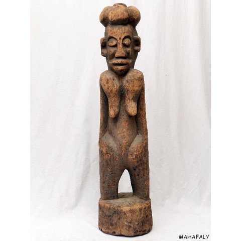 MF210 Skulptur der Antaisaka weibliche W&auml;chterfigur "Locke" 110 cm ca. 1950