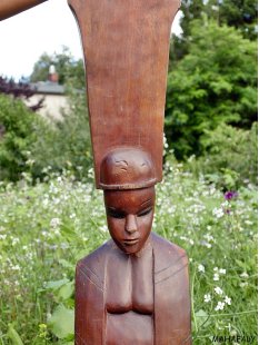 AL192 AloAlo der Bara Ringk&auml;mpfer tr&auml;gt Stammesf&uuml;rst 1980  echt Palisanderholz = 250 cm