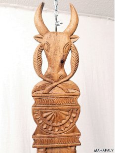 AloAlo Wandrelief  Mann und Zebu echt Palisanderholz =...