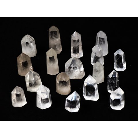 BKLOT.01= 17 St. Bergkristall Prismen 1A Qualit&auml;t mit verschiedenen Einschl&uuml;ssen 40 - 80 mm lang LOT = 1 kg