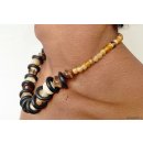 Hornkette Harigdola hell + dunkel poliert 50 cm = Code H