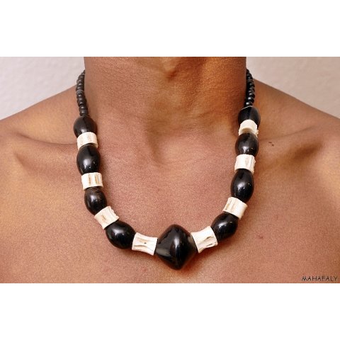 Hornkette / Fischwirbel Rafik 50 cm = Code I