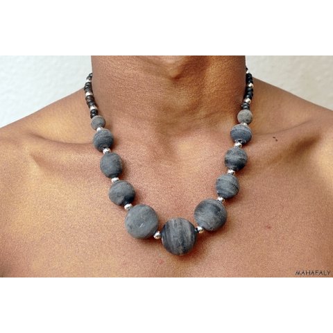 Hornkette Hariragan grau matt 50 cm = Code H