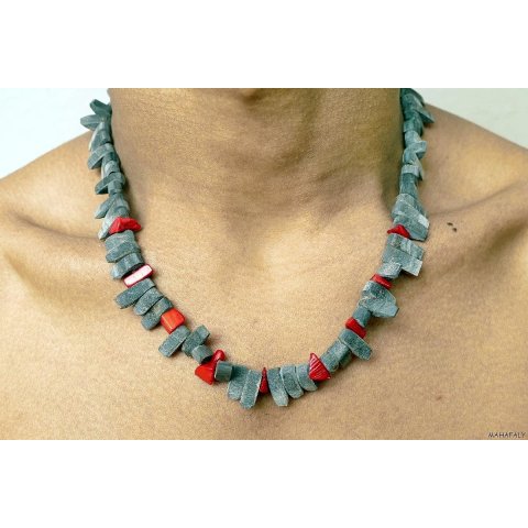 Horn/Korallenkette Ralosa 50 cm = Code F