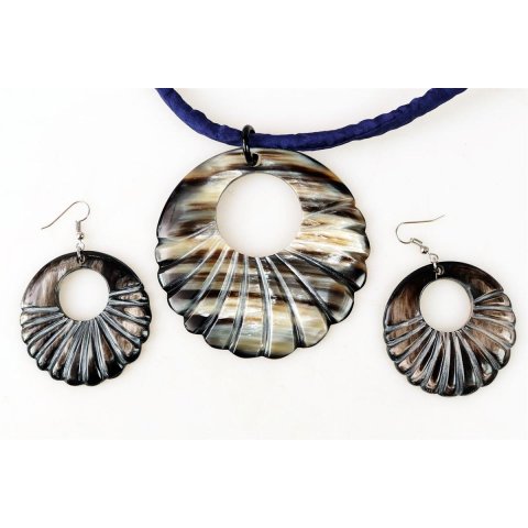 Horn Anh&auml;nger und Ohrh&auml;nger Hobrava Set hell/dunkelt = Code E