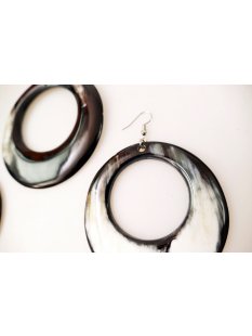 Horn Anh&auml;nger und Ohrh&auml;nger Garondo hell/dunkel Set = Code E