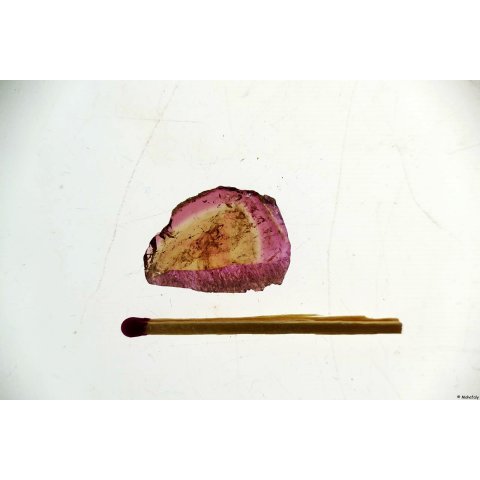 TS67 Turmalinscheibe Rubelit mit Dreieck 11 ct.