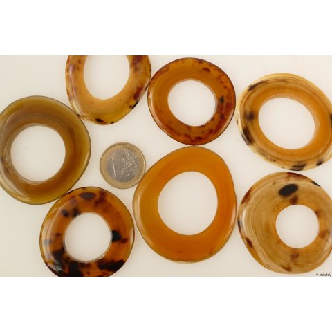 1 St&uuml;ck Horn Glied Ring Yak Horn gelb D 40 - 60 mm poliert