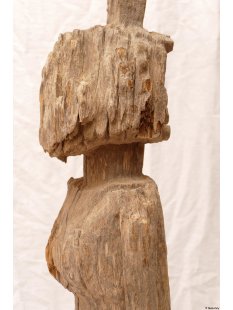 AL10 original AloAlo Grabstele der Sakalava antik nackte Frau 165 cm ca. 1900