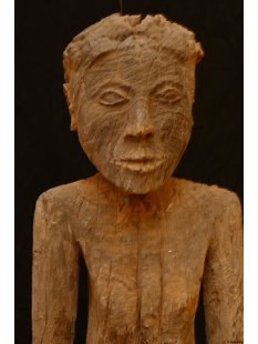 AL04 original AloAlo Grabpfosten der Mahafaly Frau mit...