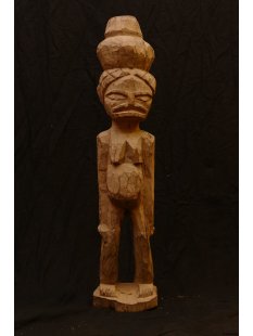 MF001 Skulptur grimmige Frau 73 cm.