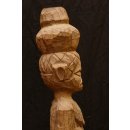 MF001 Skulptur grimmige Frau 73 cm.