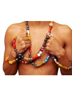 Recycling Plaste Perlen Strang vakana gasy -XS- 210 cm aus 120 Perlen 12 - 25 mm aus recyceltem Plastikabfall = Code H