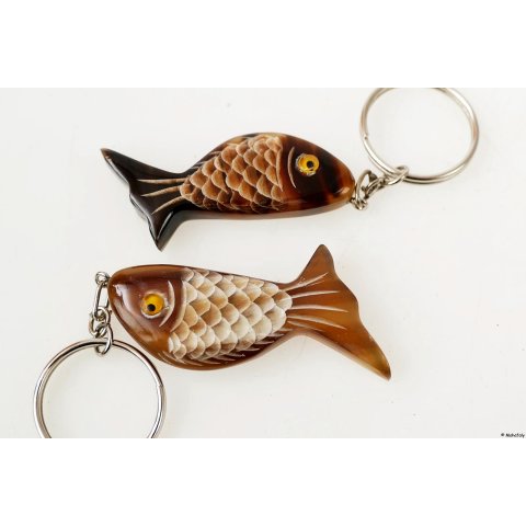 Schl&uuml;sselanh&auml;nger Fisch aus Horn = Code A 6 cm