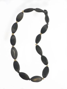 Hornkette Hariklato grau matt 50 cm = Code G