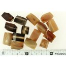 Hornperlen Naturfarben Caramel poliert 100 g. Freeform prisma 20 - 30 mm