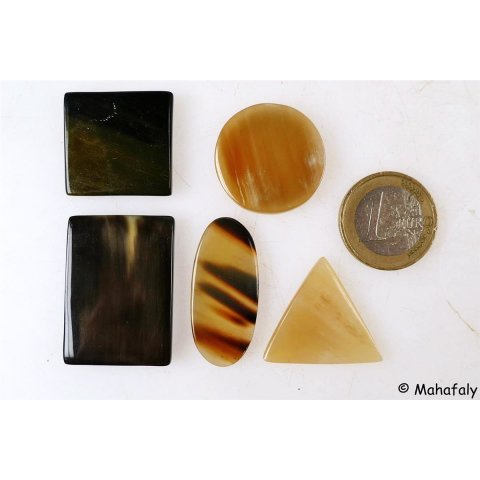 Hornplatten poliert 25 mm einfarbig/2. Qualit&auml;t - 50 % quadratisch