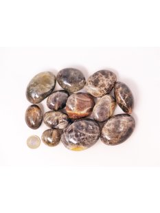 1 kg Handst&uuml;cken Handschmeichler Trommelstein Madagaskar Feldspat Mikroklin poliert