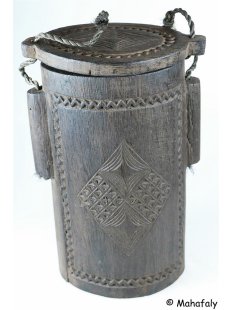 Zafimaniry Grafik Reisbeh&auml;lter, Honigfass,...