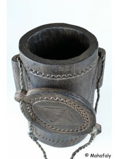 Zafimaniry Grafik Reisbeh&auml;lter, Honigfass, Vorratsr&ouml;hre 25 cm zeitgen&ouml;ssisch