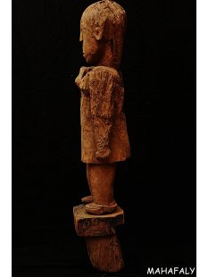 AL126 original AloAlo Skulptur der Mahafaly...