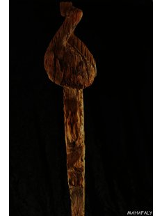 AL144 AloAlo Fragment von Grabstele der Sakalava H&ouml;ckerenten 68 cm 1930