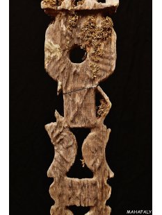 AL135 original AloAlo Grabstele der Sakalava oder Mahafaly antik 2 Totenv&ouml;gel 170 cm ca. 1925