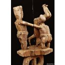 AL136 original AloAlo Grabstele der Mahafaly antik Ringkampf 180 cm ca. 1940