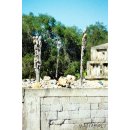 AL199 original AloAlo Grabstele der Mahafaly Frau mit Tasche 160 cm, 1969