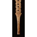 AL199 original AloAlo Grabstele der Mahafaly Frau mit Tasche 160 cm, 1969