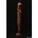 MF381 Skulptur der Mahafaly Wassertr&auml;gerin 1975 = 100 cm