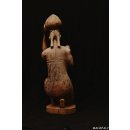 MF386 Skulptur der Mahafaly Wassertr&auml;gerin 1975 = 65 cm