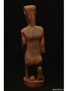 MF389 Skulptur nackter Mann 66 cm ca.1960