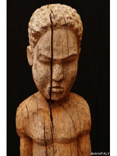 MF393 Skulptur der Sakalava nackter Mann 122 cm ca.1950