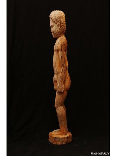 MF393 Skulptur der Sakalava nackter Mann 122 cm ca.1950