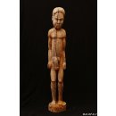 MF393 Skulptur der Sakalava nackter Mann 122 cm ca.1950