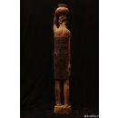 MF394 Skulptur der Mahafaly Wassertr&auml;gerin 1975 = 95 cm