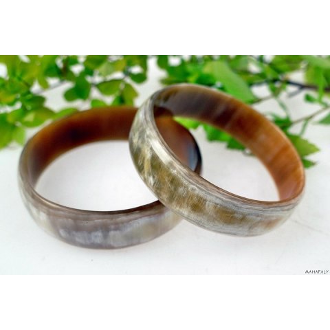 Watussi Horn Armreifen geschlossen 20 mm = Code C 70-75 mm