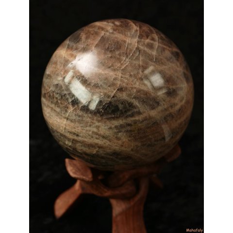 K65 Mikroklin braun Kugel Madagaskar 1220 g D 90 mm